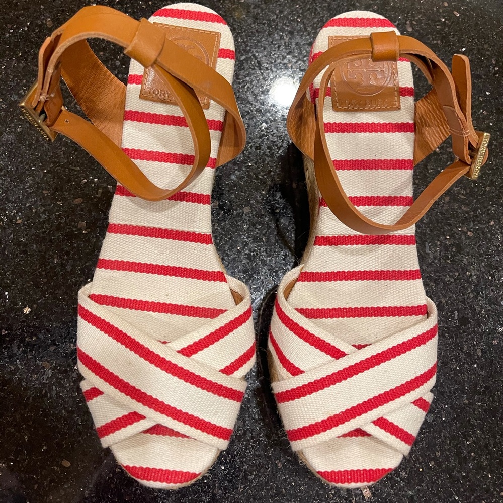 TORY BURCH 9 NAUTICAL RED WHITE CANVAS WITH LIGHT BROWN STRAPS PLATFORM SANDALS - Picture 5 of 13